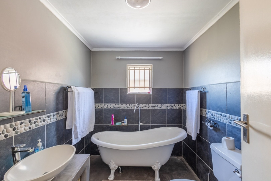 Commercial Property for Sale in Plettenberg Bay Rural Western Cape